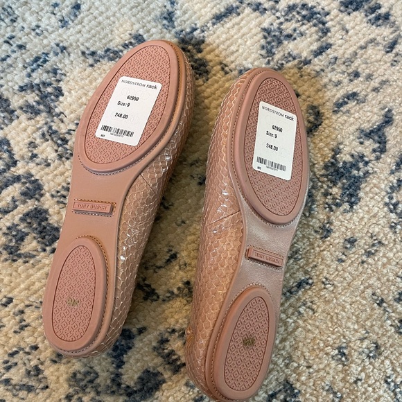 Tory Burch New In Box Tan Flats - Picture 4 of 9